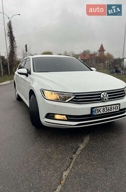Универсал Volkswagen Passat 2016 в Полтаве