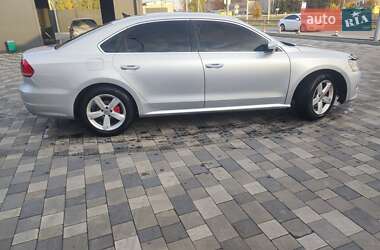 Седан Volkswagen Passat 2013 в Полтаве