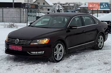 Седан Volkswagen Passat 2012 в Луцьку
