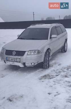Универсал Volkswagen Passat 2001 в Люблинце