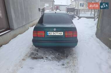 Седан Volkswagen Passat 1996 в Мукачево