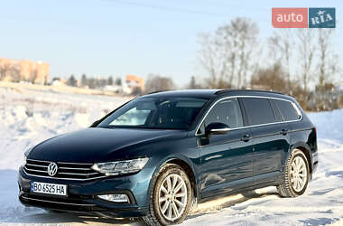 Універсал Volkswagen Passat 2019 в Тернополі