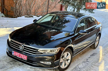 Седан Volkswagen Passat 2022 в Броварах