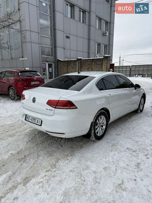 Volkswagen Passat 2015