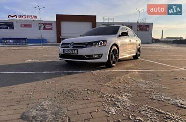 Седан Volkswagen Passat 2014 в Одесі