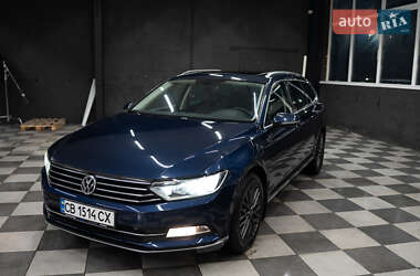 Универсал Volkswagen Passat 2015 в Киеве