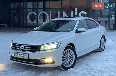Седан Volkswagen Passat 2017 в Киеве