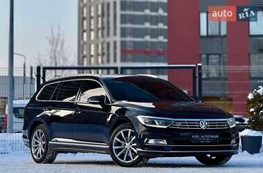 Универсал Volkswagen Passat 2016 в Киеве