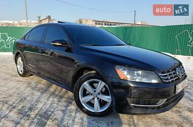 Седан Volkswagen Passat 2012 в Києві