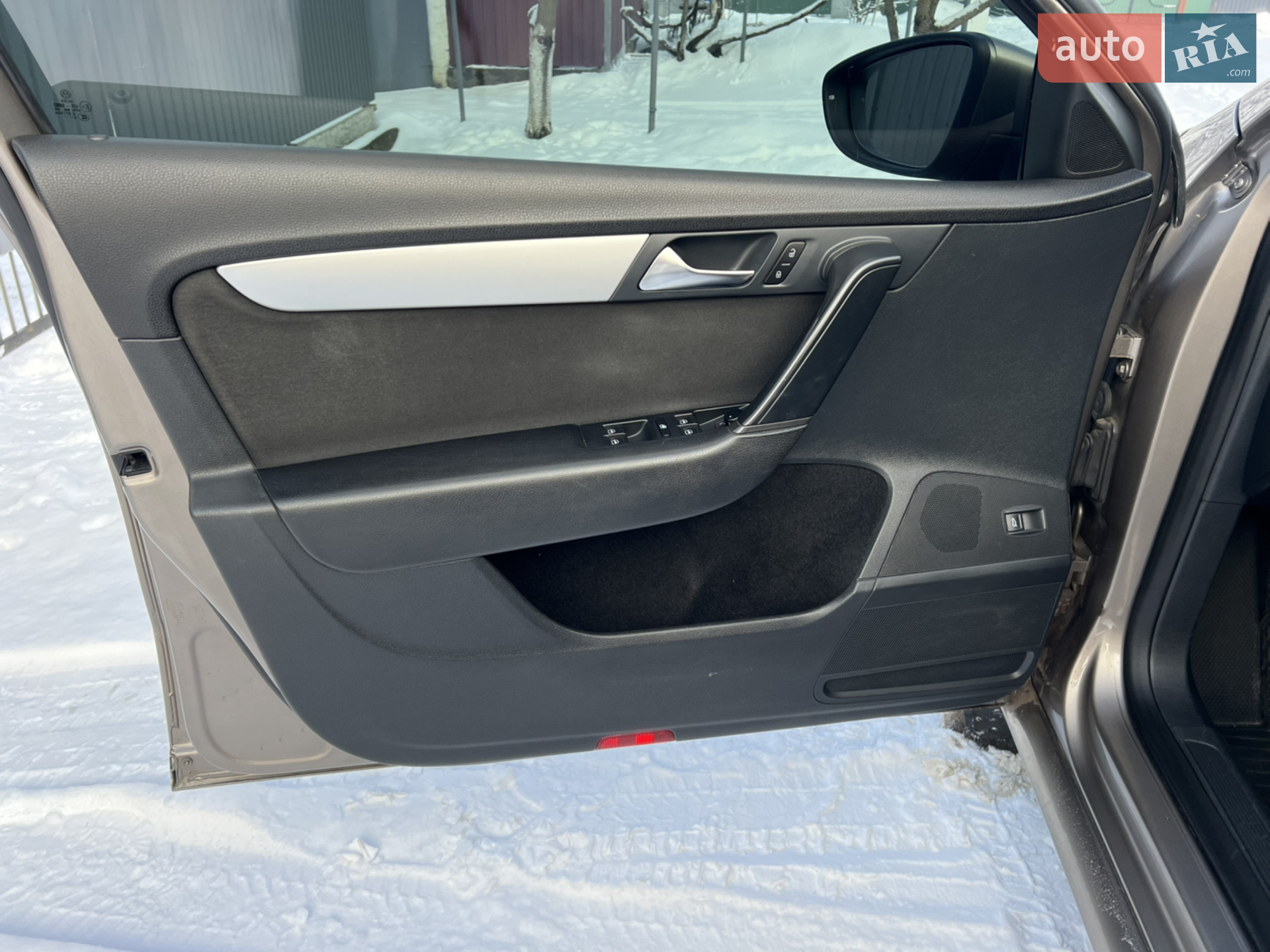 2010 Volkswagen Passat - мініатюра 30