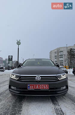 Универсал Volkswagen Passat 2017 в Луцке
