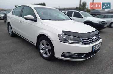 Седан Volkswagen Passat 2012 в Черкассах