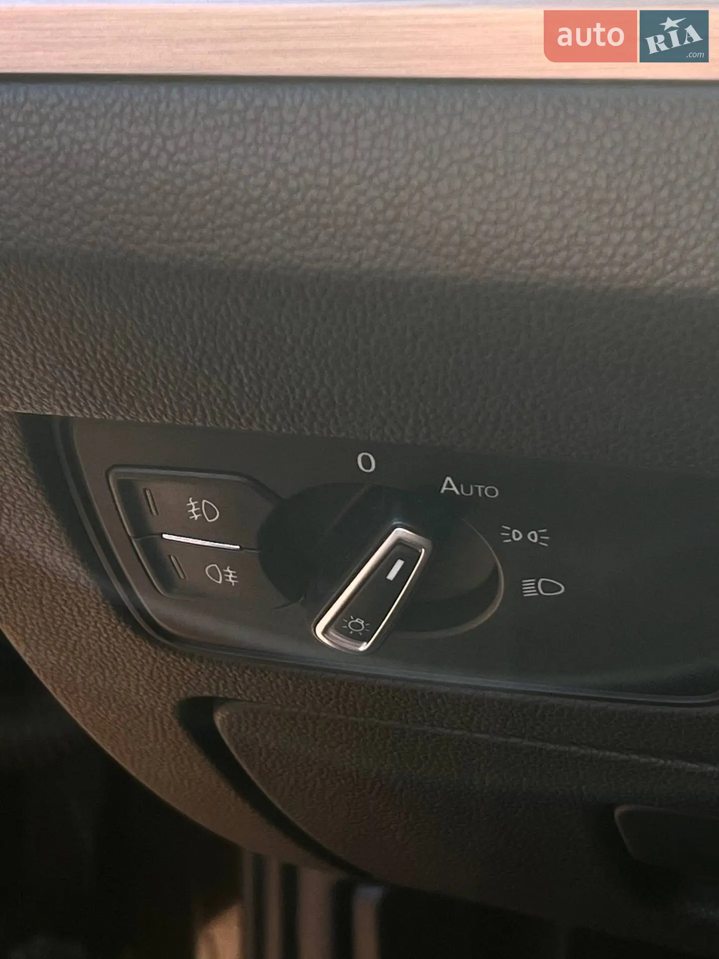 2019 Volkswagen Passat - мініатюра 3
