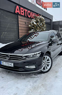 Універсал Volkswagen Passat 2021 в Львові