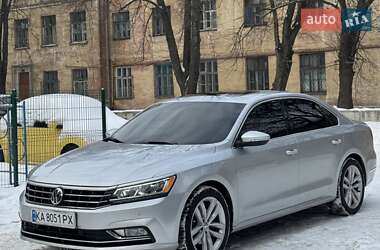 Седан Volkswagen Passat 2017 в Києві