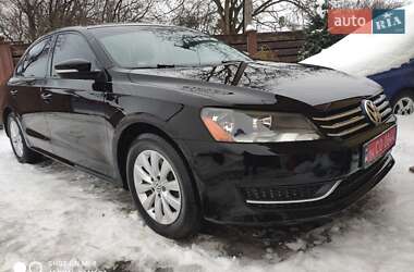 Седан Volkswagen Passat 2015 в Львові