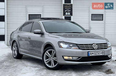 Седан Volkswagen Passat 2013 в Киеве
