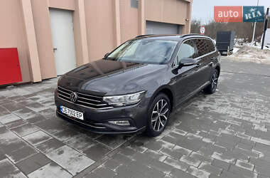 Универсал Volkswagen Passat 2020 в Львове