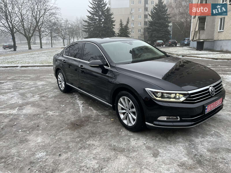 Седан Volkswagen Passat 2018 в Южноукраинске