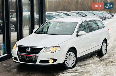 Універсал Volkswagen Passat 2008 в Харкові