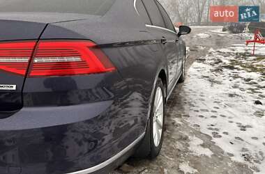 Седан Volkswagen Passat 2016 в Полтаве