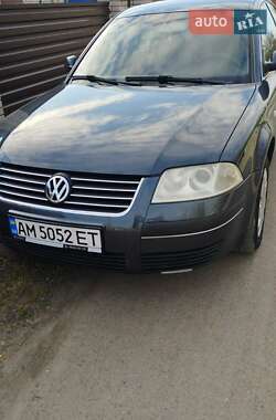 Седан Volkswagen Passat 2001 в Житомире