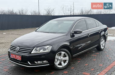 Седан Volkswagen Passat 2012 в Береговому