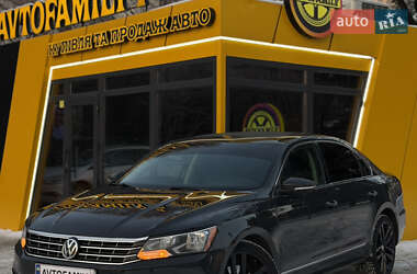 Седан Volkswagen Passat 2016 в Киеве