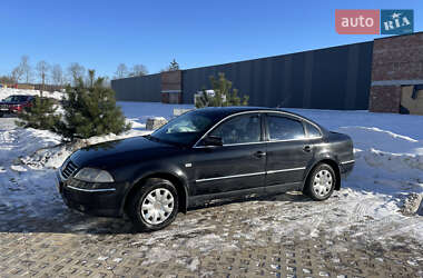 Седан Volkswagen Passat 2002 в Хмельницком