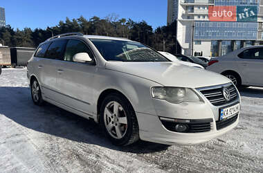Универсал Volkswagen Passat 2010 в Киеве