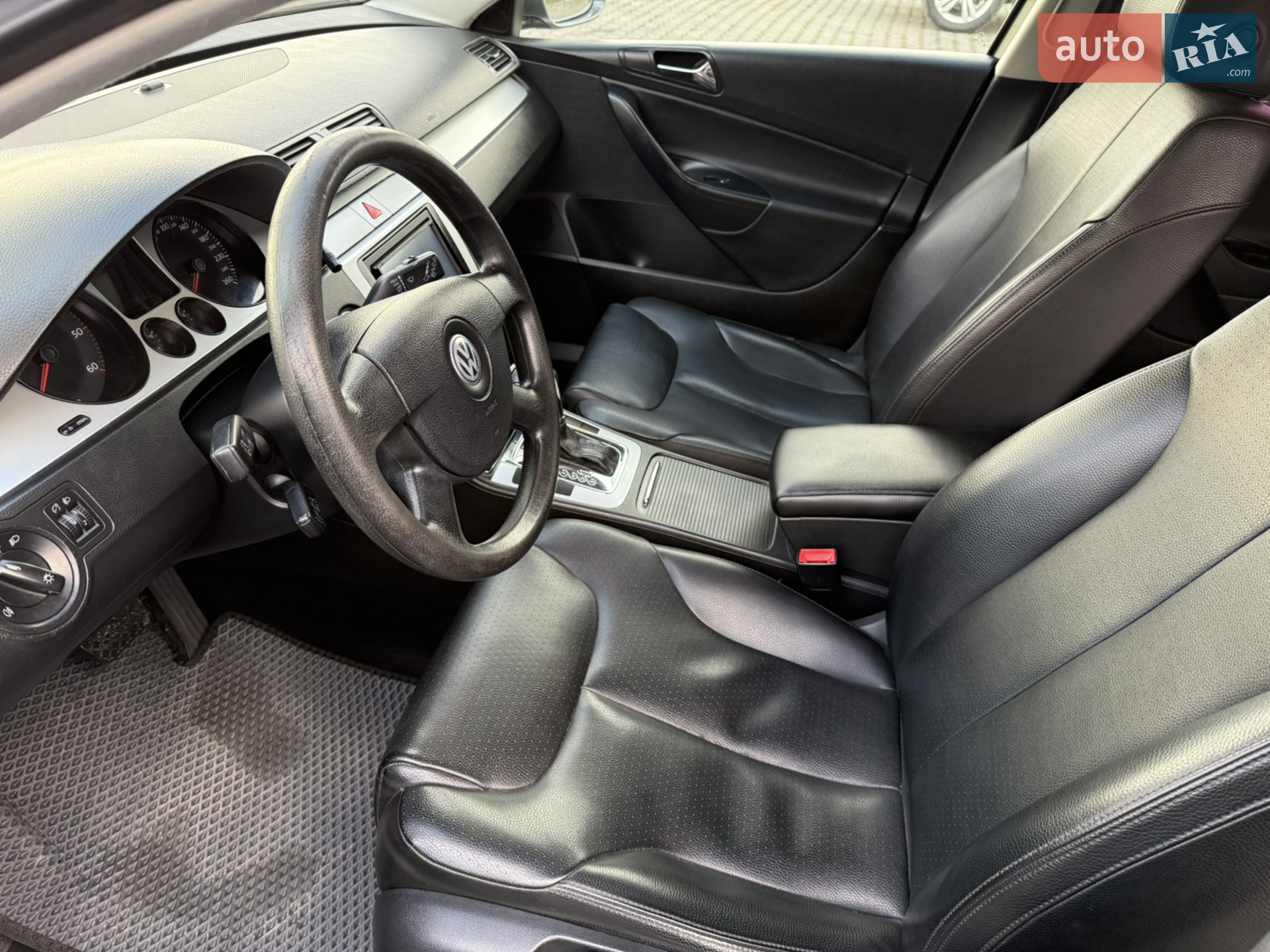 Volkswagen Passat 2008 VIN WVWZZZ3CZ8E156703 фото оголошення 9 з 26