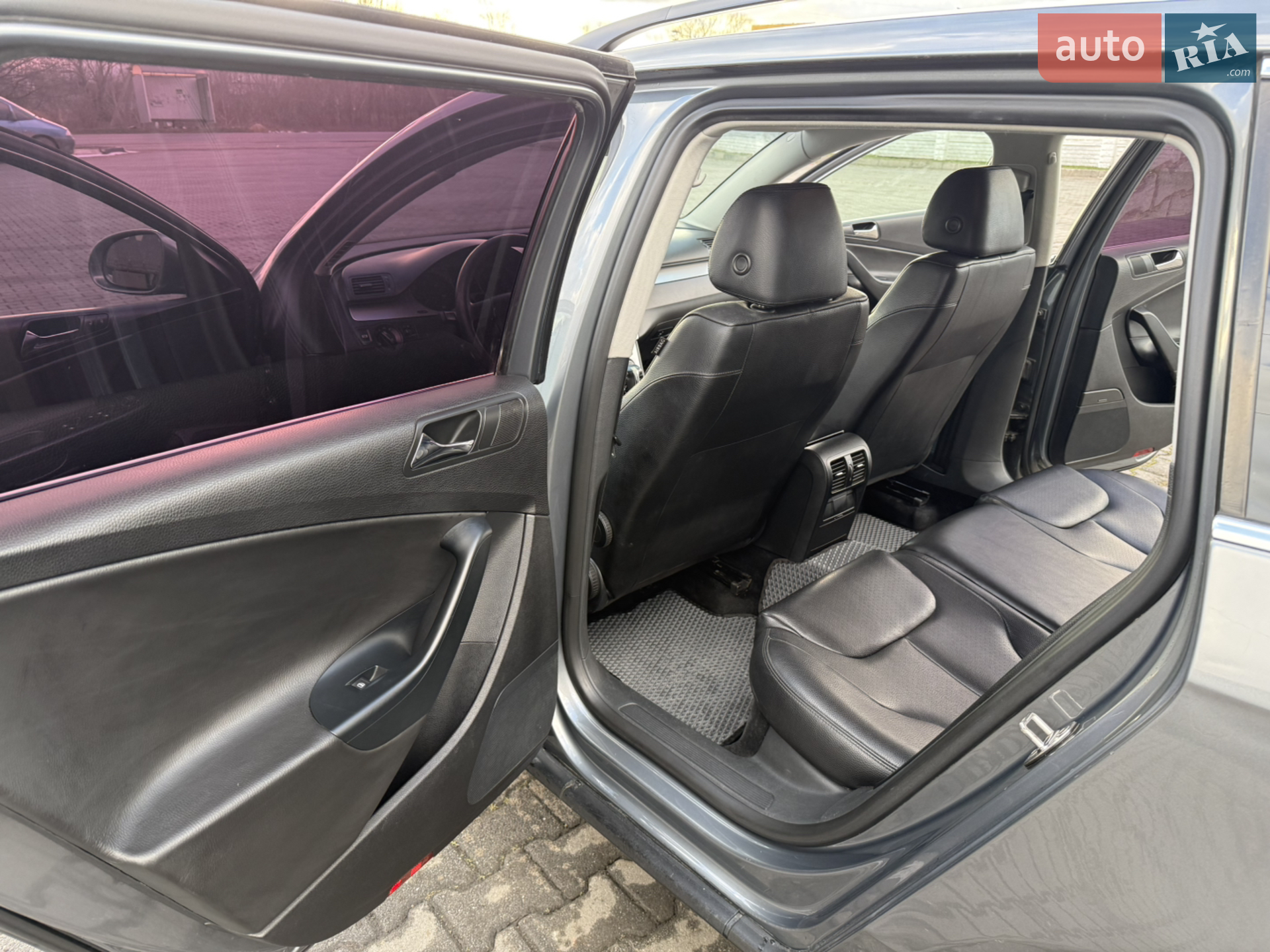 Volkswagen Passat 2008 VIN WVWZZZ3CZ8E156703 фото оголошення 13 з 26