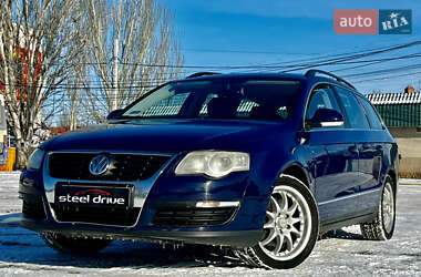 Универсал Volkswagen Passat 2005 в Николаеве