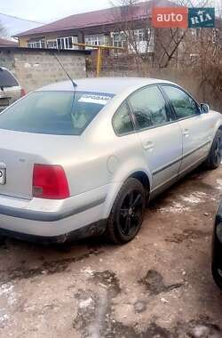 Седан Volkswagen Passat 1997 в Близнюках
