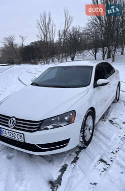 Седан Volkswagen Passat 2011 в Светловодске