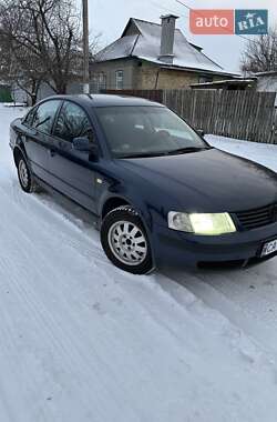 Седан Volkswagen Passat 1999 в Кам'янці