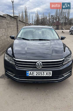 Седан Volkswagen Passat 2017 в Покрове