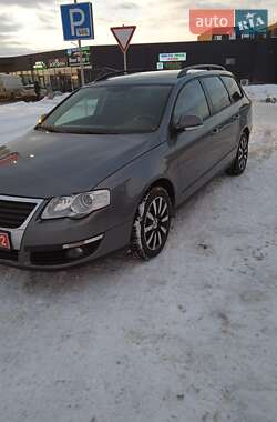 Універсал Volkswagen Passat 2006 в Луцьку