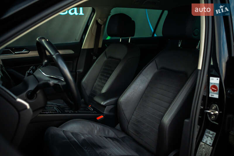 Универсал Volkswagen Passat 2019 в Луцке фото 40 Универсал Volkswagen Passat 2019 в Луцке