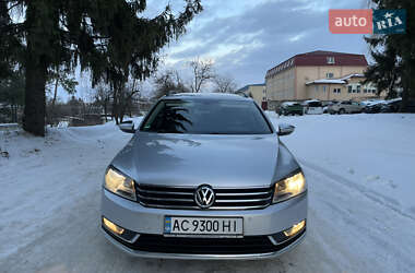 Універсал Volkswagen Passat 2012 в Луцьку