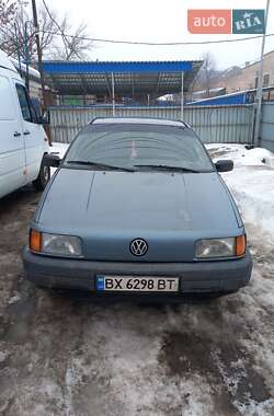 Седан Volkswagen Passat 1988 в Хмельницькому