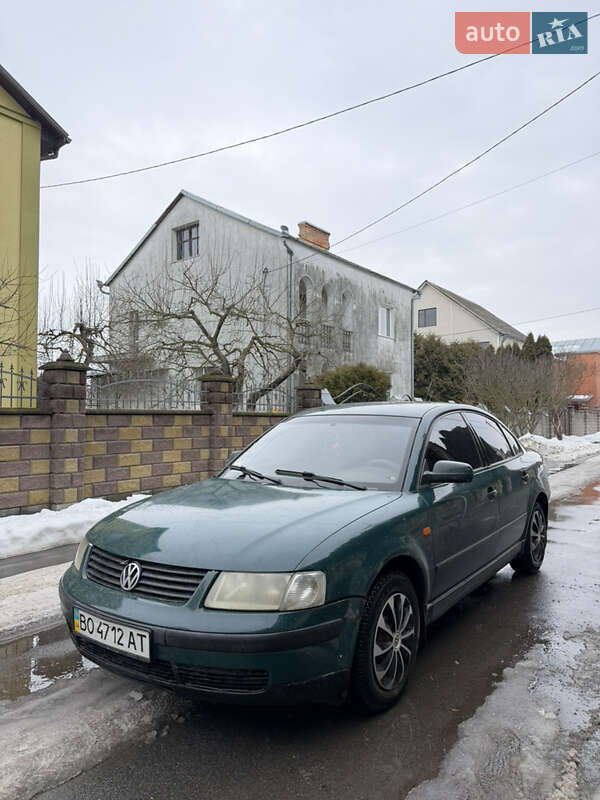 Volkswagen Passat 1998 Volkswagen Passat 1998