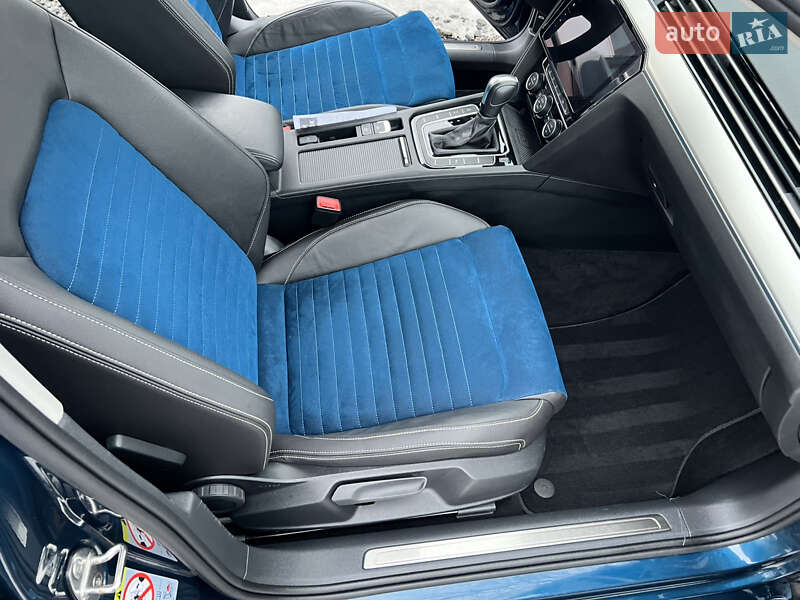 Универсал Volkswagen Passat 2020 в Луцке