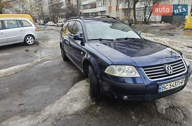 Универсал Volkswagen Passat 2002 в Львове