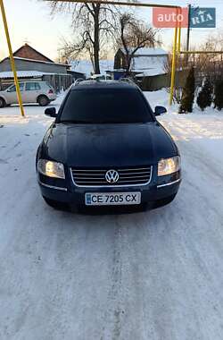 Универсал Volkswagen Passat 2004 в Глыбокой