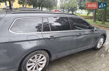 Универсал Volkswagen Passat 2019 в Дрогобыче