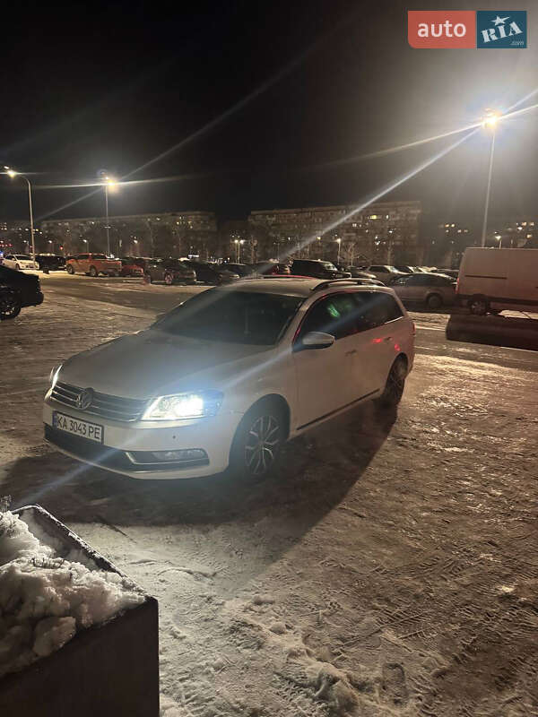 Volkswagen Passat 2011