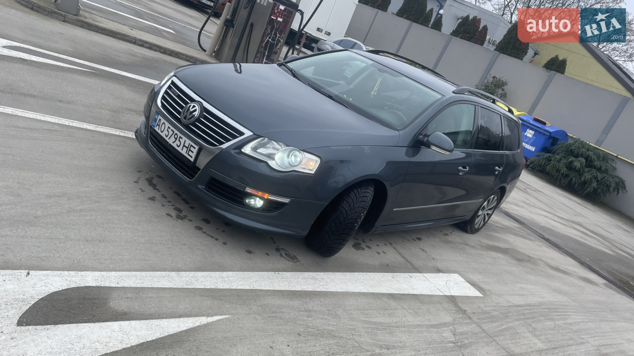 2010 Volkswagen Passat - мініатюра 13