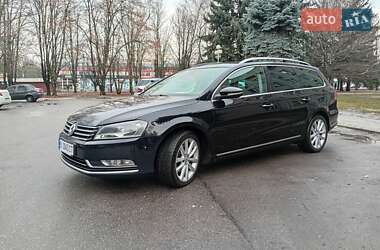 Універсал Volkswagen Passat 2011 в Полтаві
