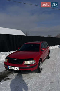 Универсал Volkswagen Passat 2000 в Львове